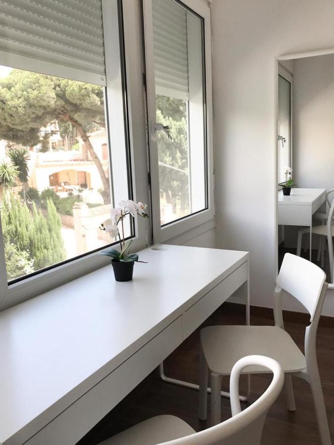 Carihuela Beach Suite Apartment Torremolinos Dış mekan fotoğraf