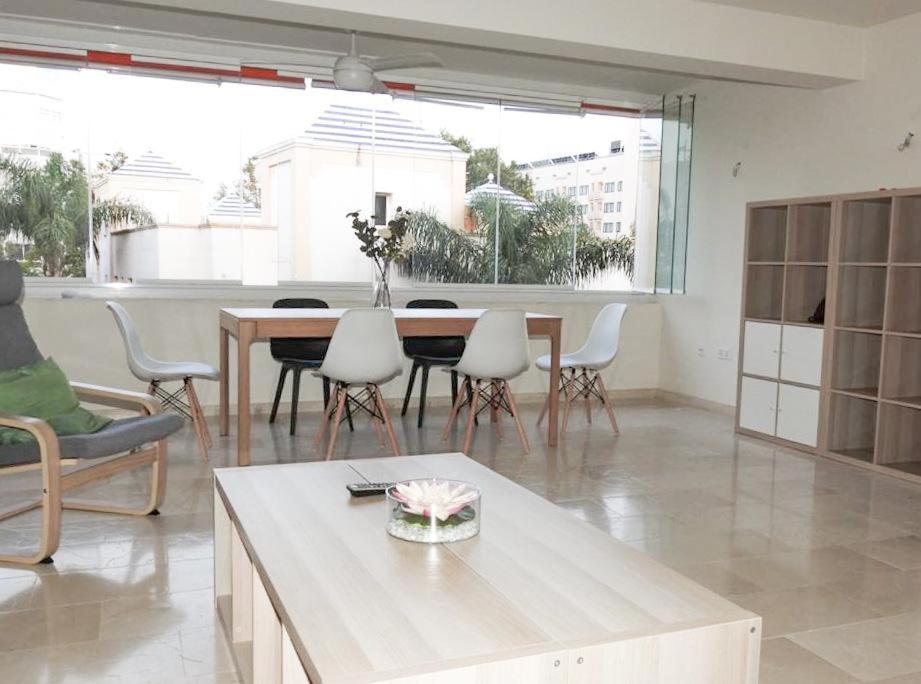 Carihuela Beach Suite Apartment Torremolinos Dış mekan fotoğraf