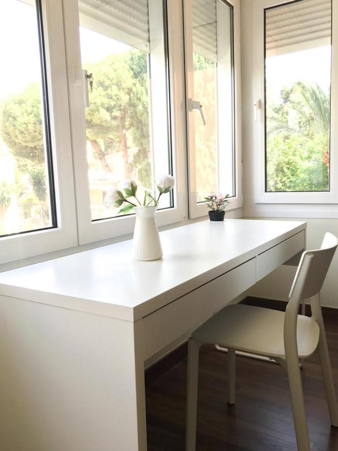 Carihuela Beach Suite Apartment Torremolinos Dış mekan fotoğraf