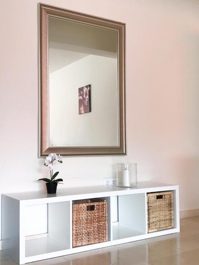 Carihuela Beach Suite Apartment Torremolinos Dış mekan fotoğraf